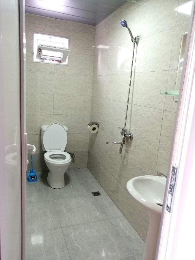 Hotel David Dali House Batumi Esterno foto